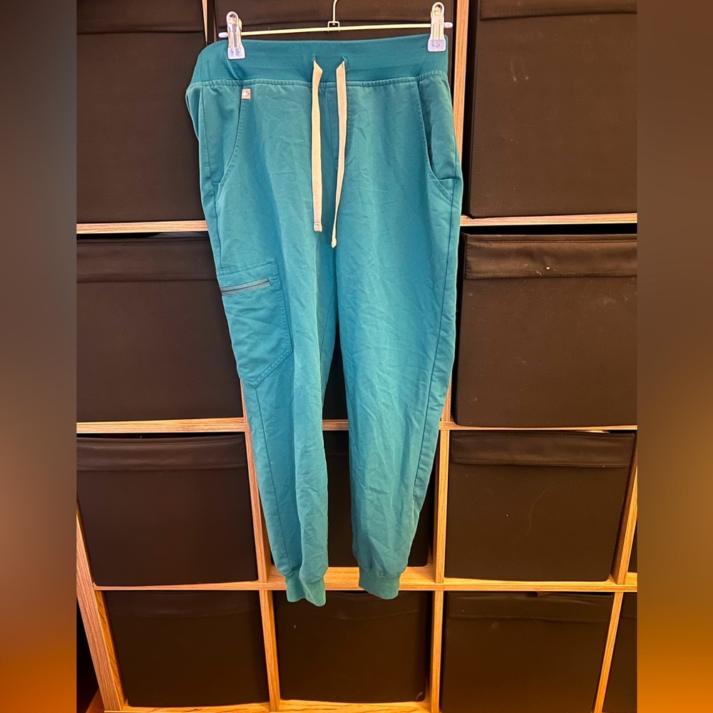 FIGS JOGGER PANTS IN PACIFIC BLUE 🩵